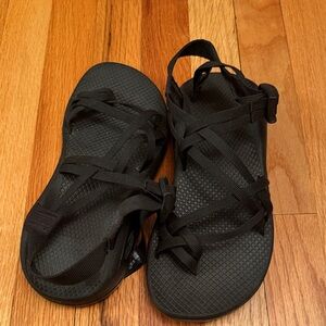 Chaco womens Zcloud Black strapy hiking sandal